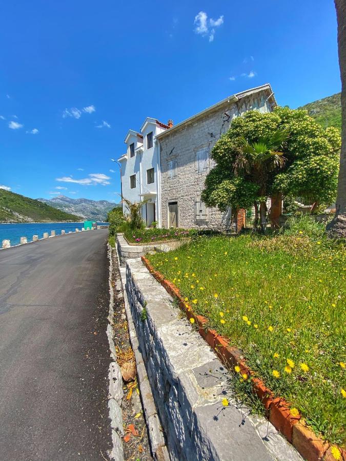 Oldhouse Vucinovic Apartment Tivat Exterior photo